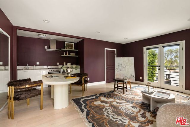 9031 Elevado Street, West Hollywood, CA 90069