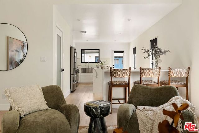 9031 Elevado Street, West Hollywood, CA 90069