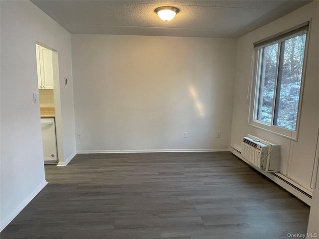 130 Colonial Parkway 3D, Yonkers, NY 10710