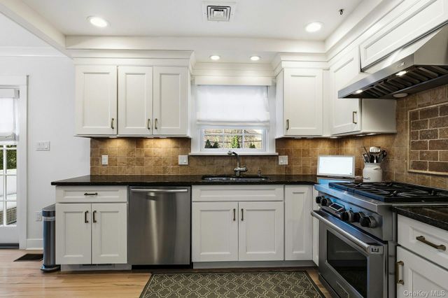 47 Birch Street, Port Washington, NY 11050