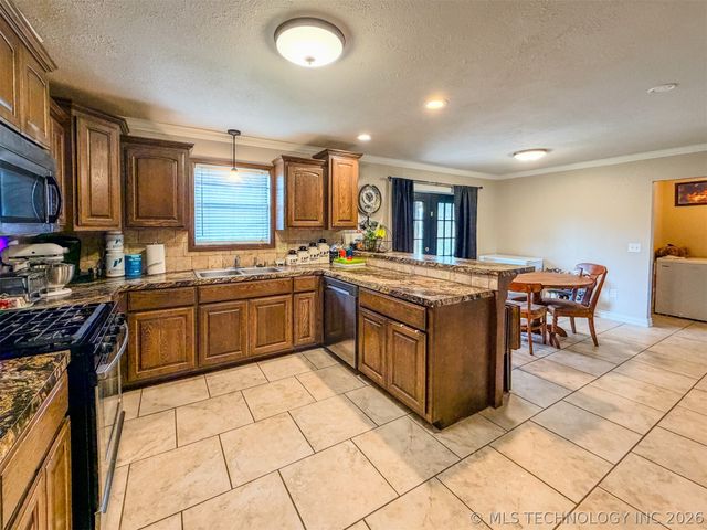 21887 Coffee Hollow Road, Tahlequah, OK 74464