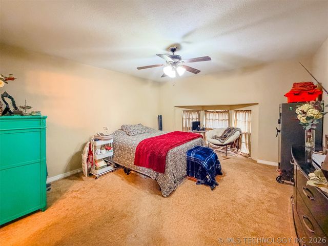 21887 Coffee Hollow Road, Tahlequah, OK 74464