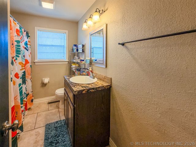 21887 Coffee Hollow Road, Tahlequah, OK 74464