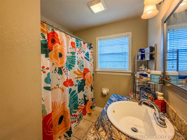 21887 Coffee Hollow Road, Tahlequah, OK 74464