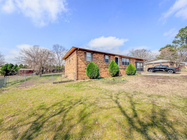 21887 Coffee Hollow Road, Tahlequah, OK 74464