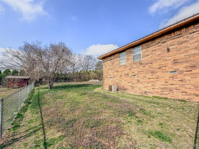 21887 Coffee Hollow Road, Tahlequah, OK 74464