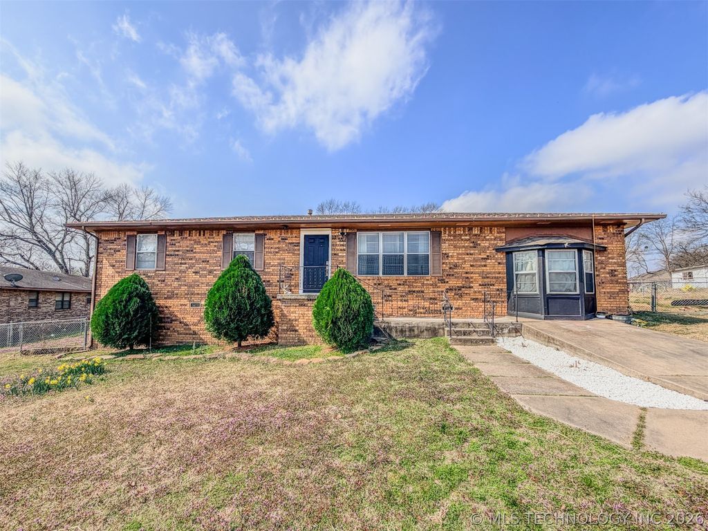 21887 Coffee Hollow Road, Tahlequah, OK 74464