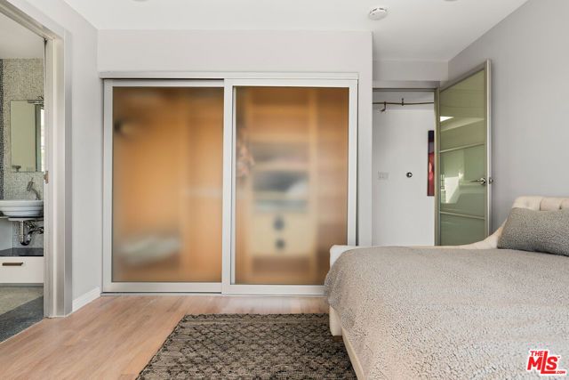 8020 Zeus Drive, Los Angeles, CA 90046