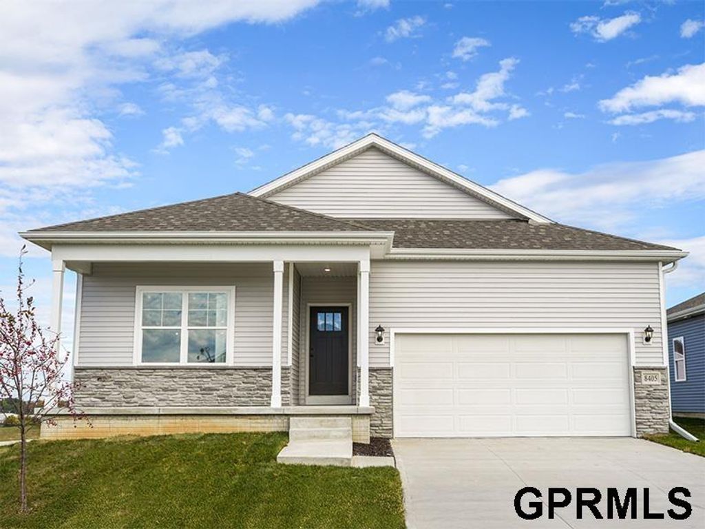 20450 Emiline Street, Gretna, NE 68028