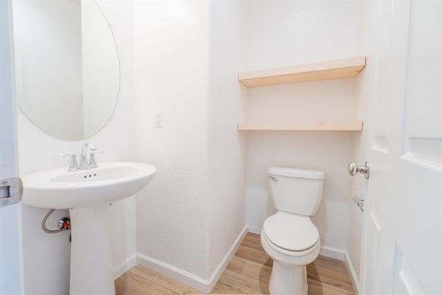 6632 E Cambridge Avenue, Fresno, CA 93727