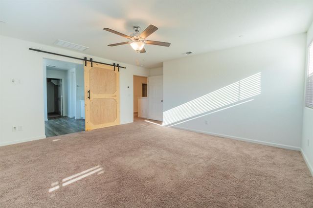 6632 E Cambridge Avenue, Fresno, CA 93727