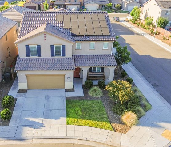 6632 E Cambridge Avenue, Fresno, CA 93727