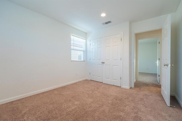 6632 E Cambridge Avenue, Fresno, CA 93727