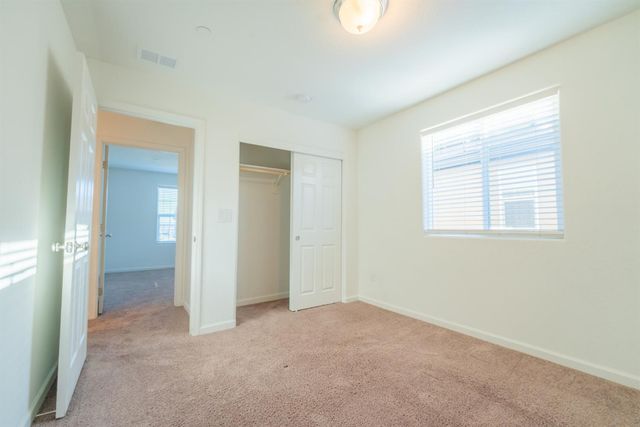 6632 E Cambridge Avenue, Fresno, CA 93727