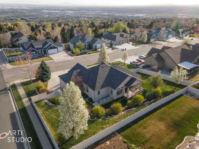 502 W ALDER CREEK DR, Pleasant View, UT 84414