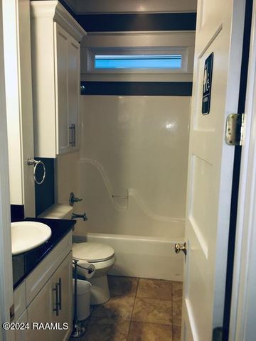 307 Founders Street, Lafayette, LA 70508
