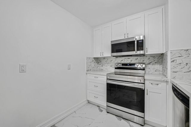 5600 N Flagler Drive, West Palm Beach, FL 33407