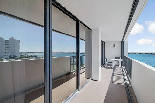 5600 N Flagler Drive, West Palm Beach, FL 33407