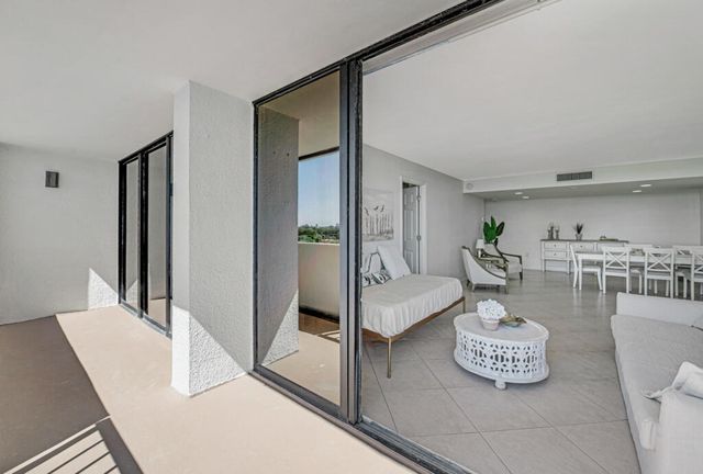 5600 N Flagler Drive, West Palm Beach, FL 33407