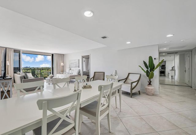 5600 N Flagler Drive, West Palm Beach, FL 33407