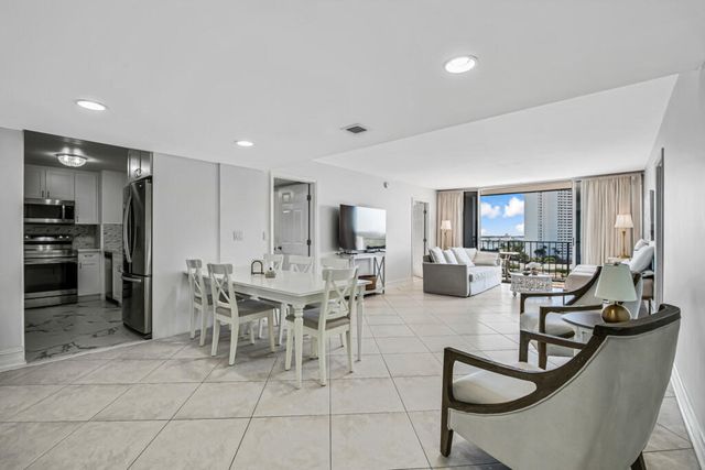 5600 N Flagler Drive, West Palm Beach, FL 33407