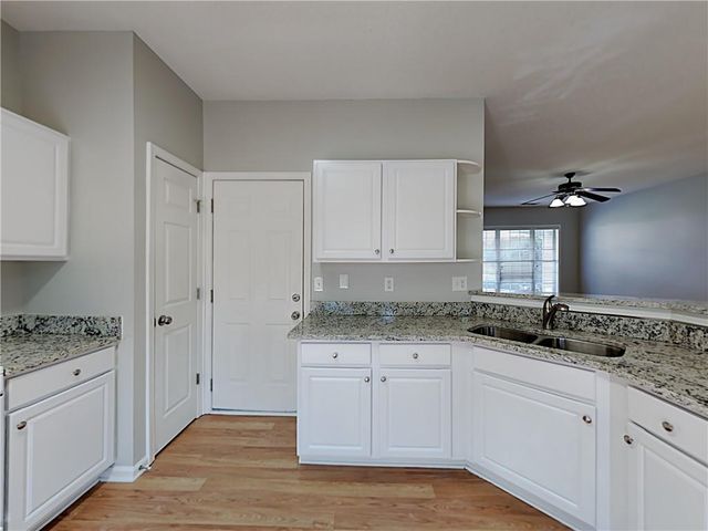 1627 Heyford Circle, Kennesaw, GA 30152