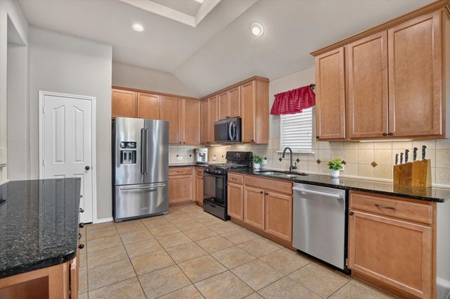 1236 Hickory Bend Lane, Fort Worth, TX 76108