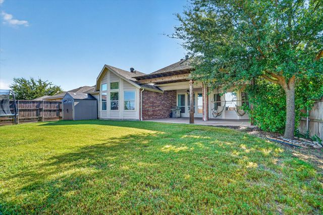 1236 Hickory Bend Lane, Fort Worth, TX 76108