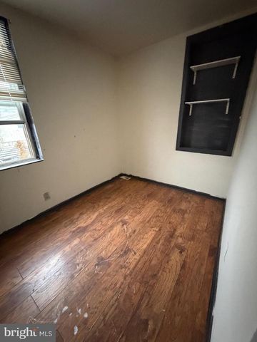 2831 N HOWARD ST, Philadelphia, PA 19133