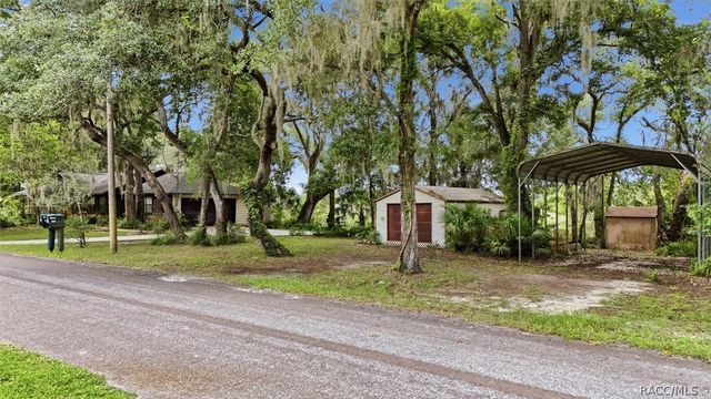 1215 S Fir Terrace, Inverness, FL 34450