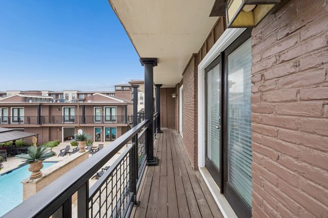 5916 Sandhurst Lane 233, Dallas, TX 75206