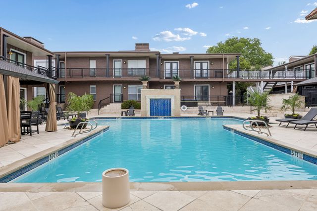 5916 Sandhurst Lane 233, Dallas, TX 75206