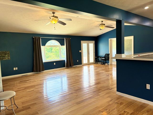 545 Adams Store Poole Mill Road, Crofton, KY 42217