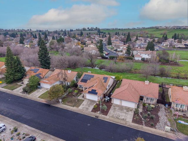 5030 Charter Rd, Rocklin, CA 95765