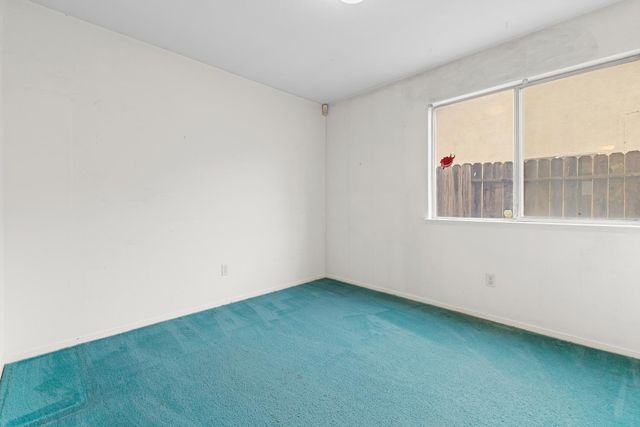 5030 Charter Rd, Rocklin, CA 95765