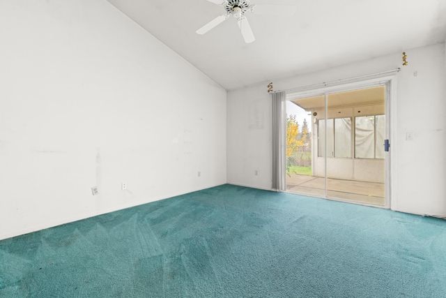 5030 Charter Rd, Rocklin, CA 95765