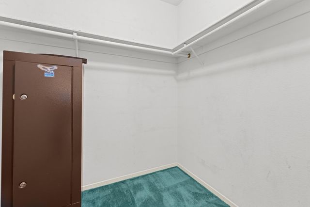 5030 Charter Rd, Rocklin, CA 95765