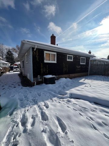 4680 Beechgrove Avenue, Cleveland, OH 44125