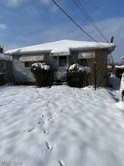 4680 Beechgrove Avenue, Cleveland, OH 44125