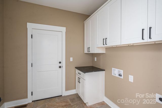 2656 Polo Lane, Maiden, NC 28650