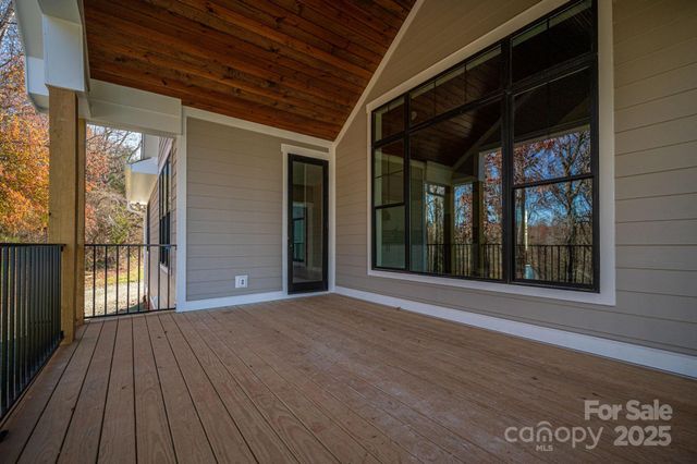 2656 Polo Lane, Maiden, NC 28650