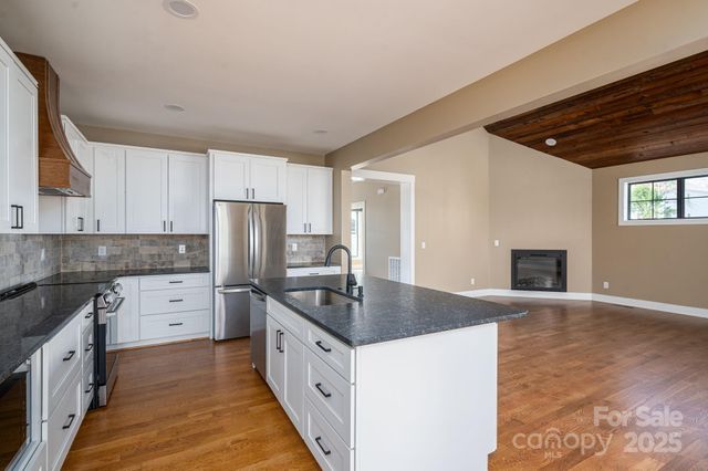 2656 Polo Lane, Maiden, NC 28650