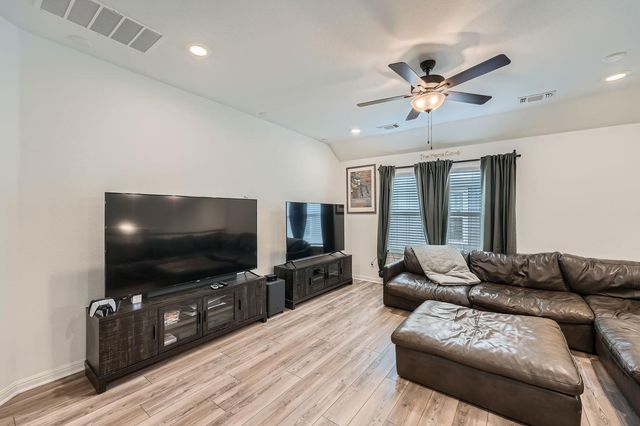 321 Georgia Lace TRL, Georgetown, TX 78626