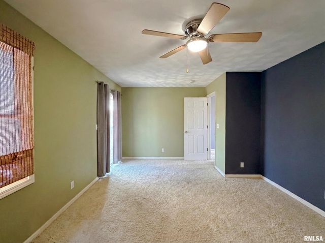 1432 W GRANDRIDGE Court, Dunlap, IL 61525