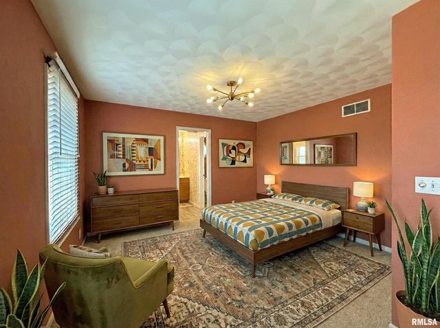 1432 W GRANDRIDGE Court, Dunlap, IL 61525