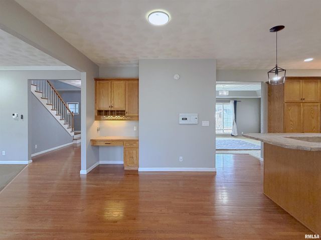 1432 W GRANDRIDGE Court, Dunlap, IL 61525