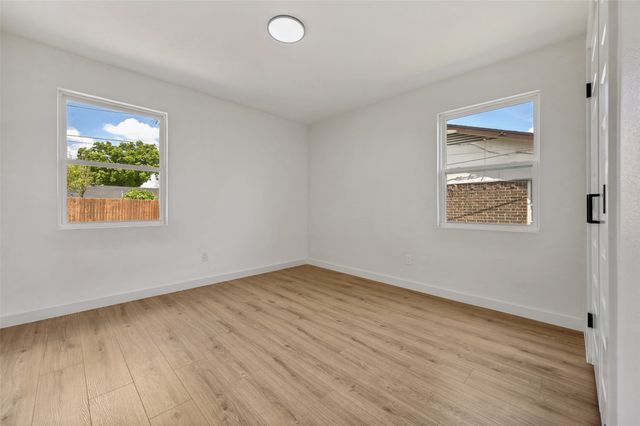 1409 Southmoor Drive, Arlington, TX 76010