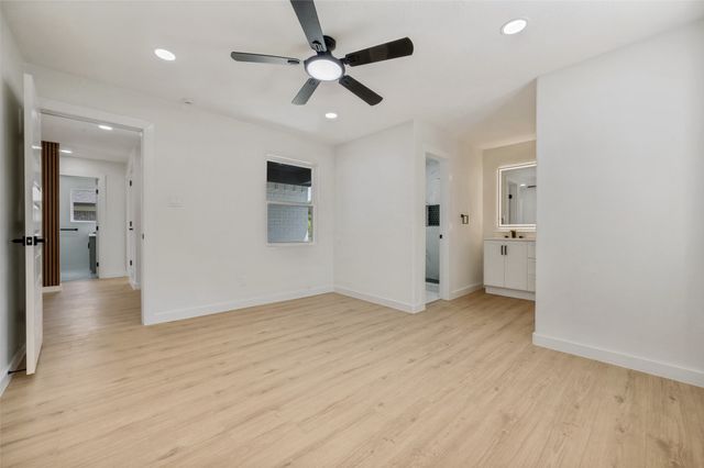 1409 Southmoor Drive, Arlington, TX 76010