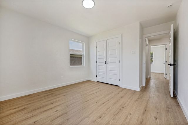 1409 Southmoor Drive, Arlington, TX 76010