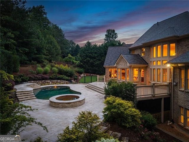 210 Manor Close, Milton, GA 30004